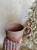 Kubek ceramiczny 400 ml szaro-różowy handmade trzymany w dłoni